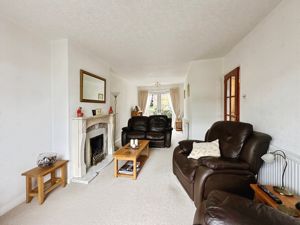 Lounge- click for photo gallery